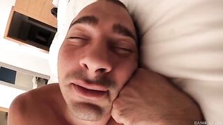 A little breakfast and a quickie with a sweet dream for Steve Mori
