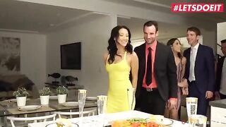 The college party turns into a wild orgy with intense action