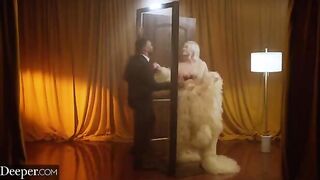 A gorgeous blonde babe relives her best fling in this intense HD porn
