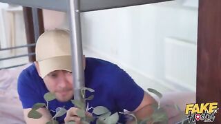 Girl was fucked in her wet pussy by a guy and came