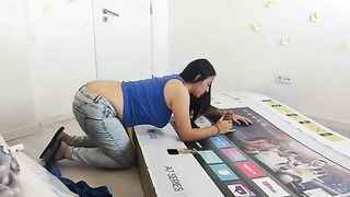 I had sex with my stepmom through a hole in a box, she thought it was dad