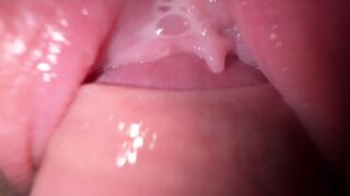 A young guy fucks his stepsister and finishes on her pussy