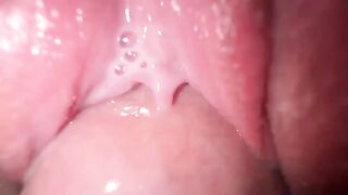 A young guy fucks his stepsister and finishes on her pussy