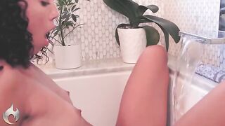 The guy came to the bedroom and fucked his girl early in the morning