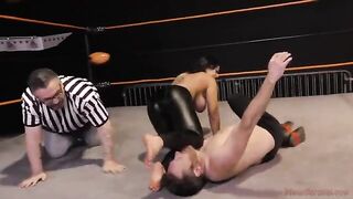 Nadia White uses her powerful ass to dominate Glenn King