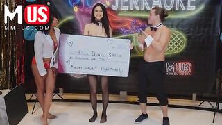 Brunette hottie Eliza Ibarra gets fucked by Jay Romero on Jerkaoke