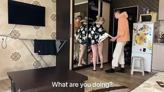A pretty MILF without panties seduced a young man