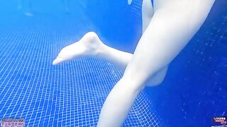 Romantic sex vacation with a hot young babe