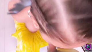 A big ass MILF gets handcuffed and her tight asshole gapped