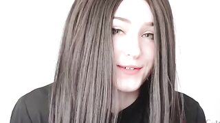 The guy switched to Samsung with the help of a sexy girl