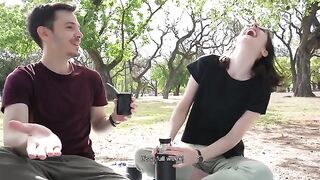 An amateur couple has a risky sex session in the park