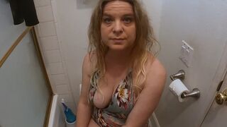 The stepmom helped the stepson to get a sperm sample using her ass and pussy