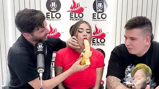 The interview with Elo Podcast ended in a mess and with a lot of cum