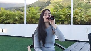 I got fucked by my stepmom’s 18-year-old collagen, it was hot
