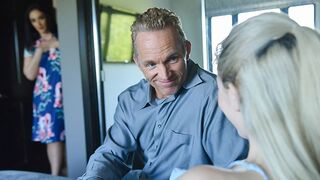 Jane Wilde seduces her step-dad and gets fucked in front of her stepmom