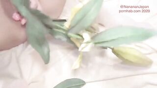 Bukkake with a girl who has flowers in her ass and is being fucked