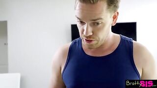 Jessie Saint asks her stepbro to help her stretch her legs