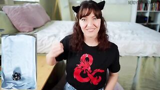 The roll of a dice decides when to cum in this hot JOI game