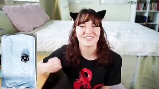 The roll of a dice decides when to cum in this hot JOI game