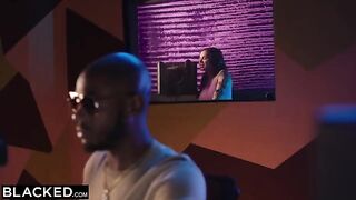 Singer Keisha gets her pussy railed by black producer Anton