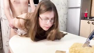 A therapy session for family with a nerdy stepsister