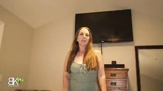 I’m Sharing a Bed with My Hot StepMom, and She Has an Amazing Big Ass MILF Body