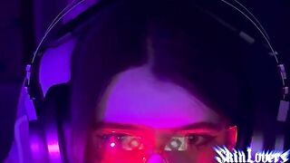 Fucked a cute girl gamer and got an amazing shot