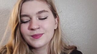A girl studies at home and gets fucked by her boyfriend