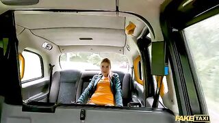 Redhead slut Kiara squirted on taxi driver's cock