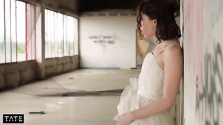Stranger pushes wedding program and fucks a sexy girl in an abandoned house