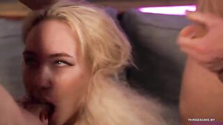 Blonde girl Bella Mur skillfully handles two large penises