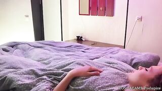 A stepmom gets so wet, she squirts like a faucet in a steamy scene