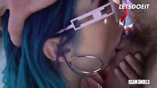 Two sexy babes share a big dick in a steamy threesome scene