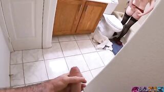 A stepson got his stepmom naked and wet in the shower, it was awesome