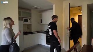 The guy checked the strength of the ass of Villa Anderson