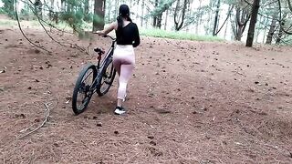 A bike ride turned into passionate sex in the forest with a new friend