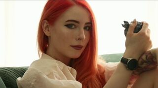 A hot chick sold her body for a gift at work, damn hot!