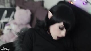 Mavis’ first BJ cum swallow with fangs, a steamy Hotel Transylvania parody