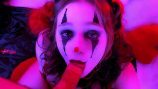 A kinky clown makes a blowjob and gets a facial in this spicy scene