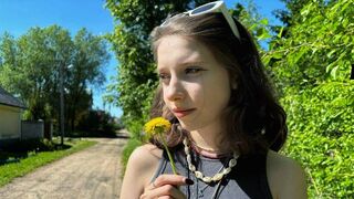 Met a cute Ukrainian schoolgirl on the street and fucked her