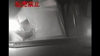 A young girl tried to have sex with a guy right in his car