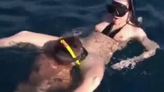 Aqualangists have amazing sex at the bottom of the ocean