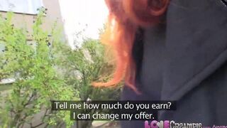 I delivered the pizza and got a full mouth of cum as a tip