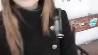 A girl is not ashamed to lick the guy’s cock in public places