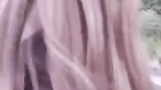 A girl is not ashamed to lick the guy’s cock in public places