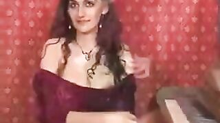 Fingered amateur pussy with a natural forest hair