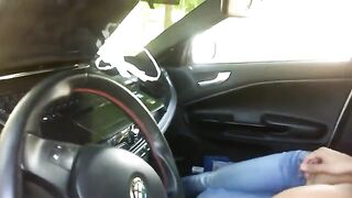 A blowjob in the car with a mysterious girl you meet online