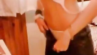 Friends did not expect that the girl would start to masturbate, so they all ran away