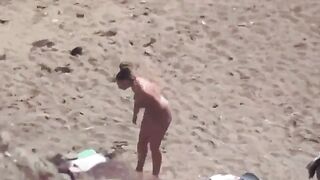 A pair of naked people are having fun at sea, it’s a wonder!