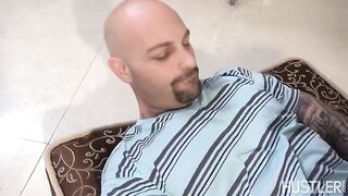 Nurse with big boobs helped the guy with a flaccid dick